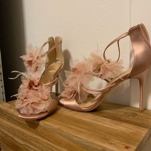 Jewel Badgley Mischka 9 1/2